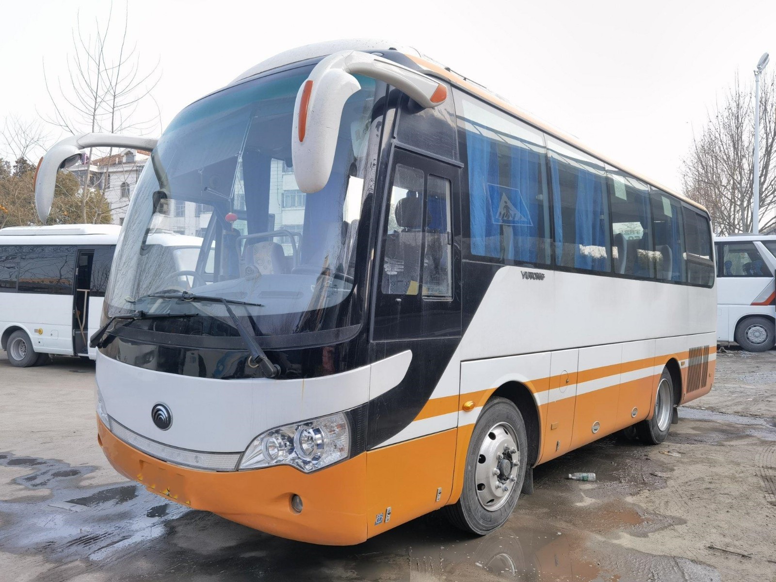 Best Price Used Commercial Vehicles — HAYA Autos Export Guide