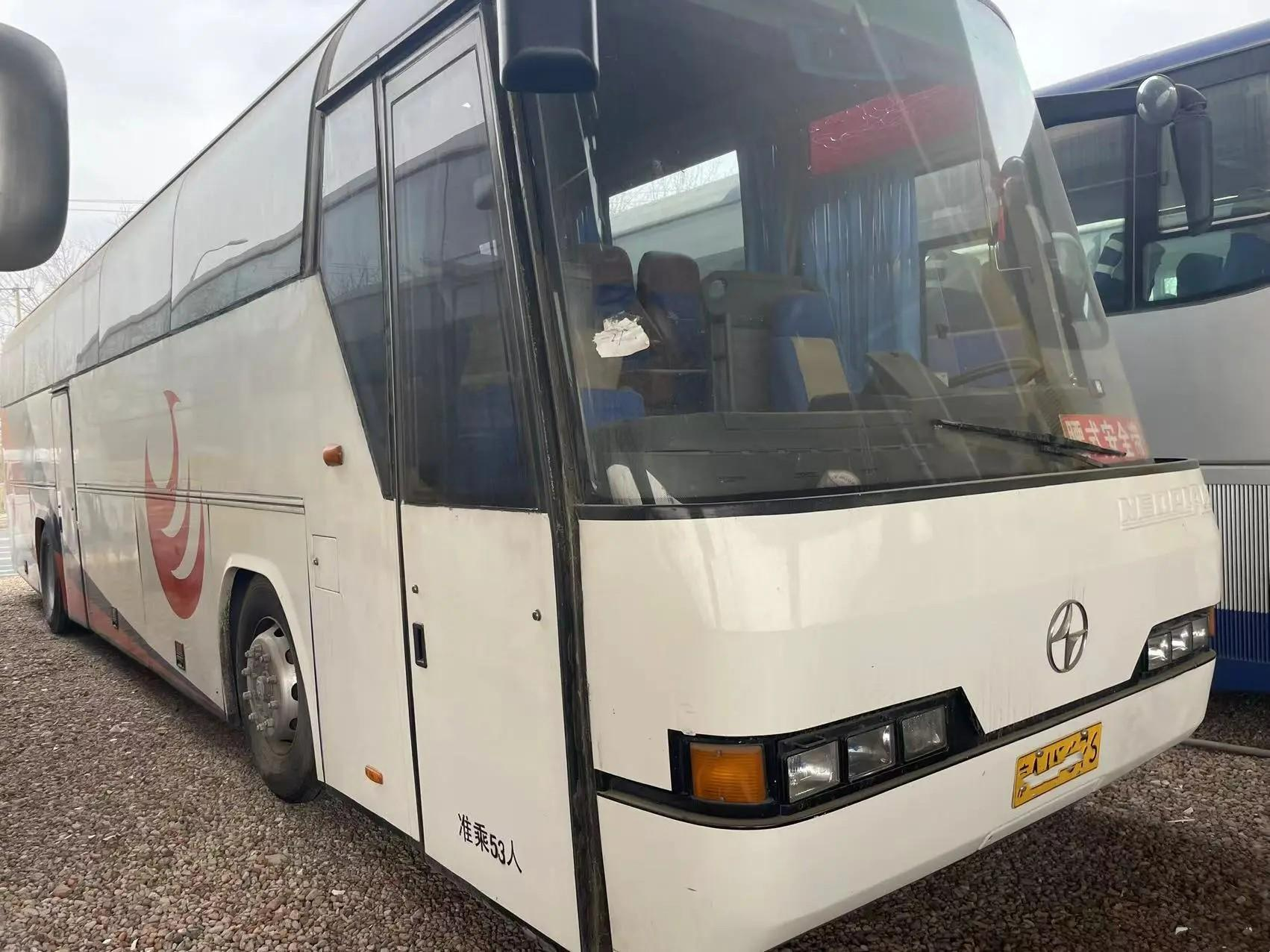 Used Beifang BFC6120 Coach Bus 53 Seats Diesel 6 Cylinders A/C White